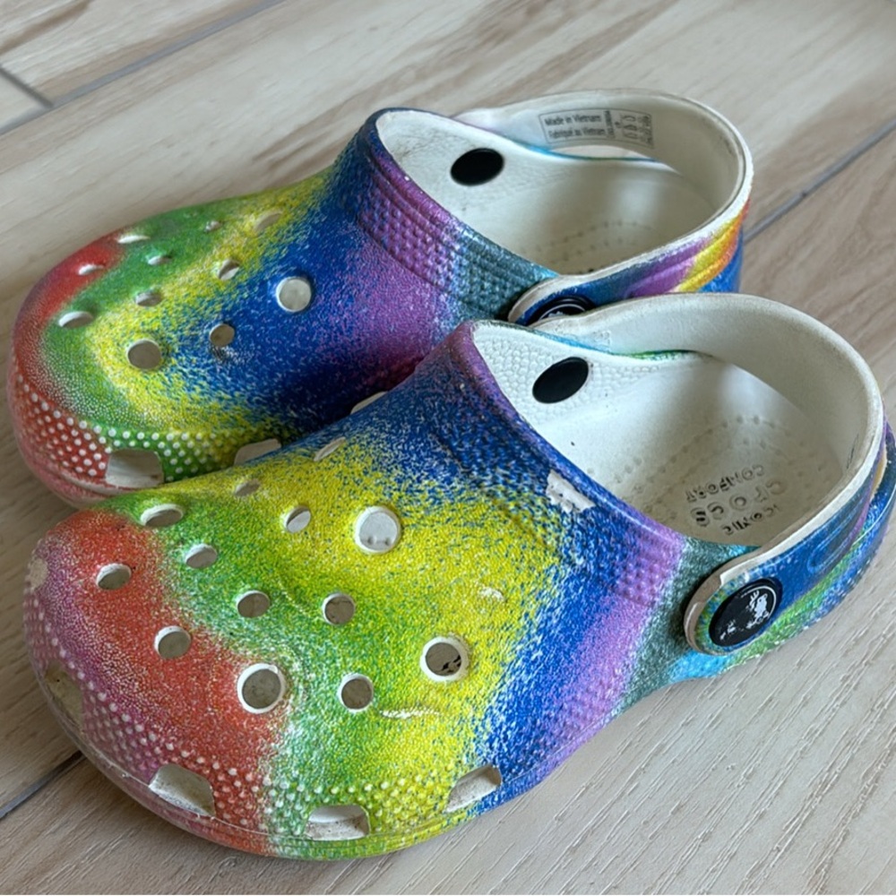 CROCS Toddler Classic Rainbow Clog